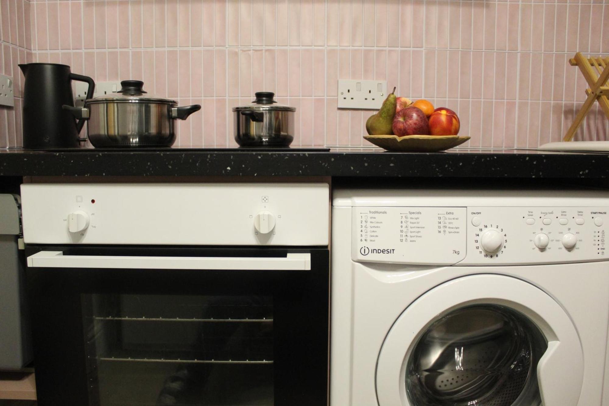 Peacehaven Retreat - 4 Minutes From The Beach! Pet Friendly! Weymouth Exteriér fotografie