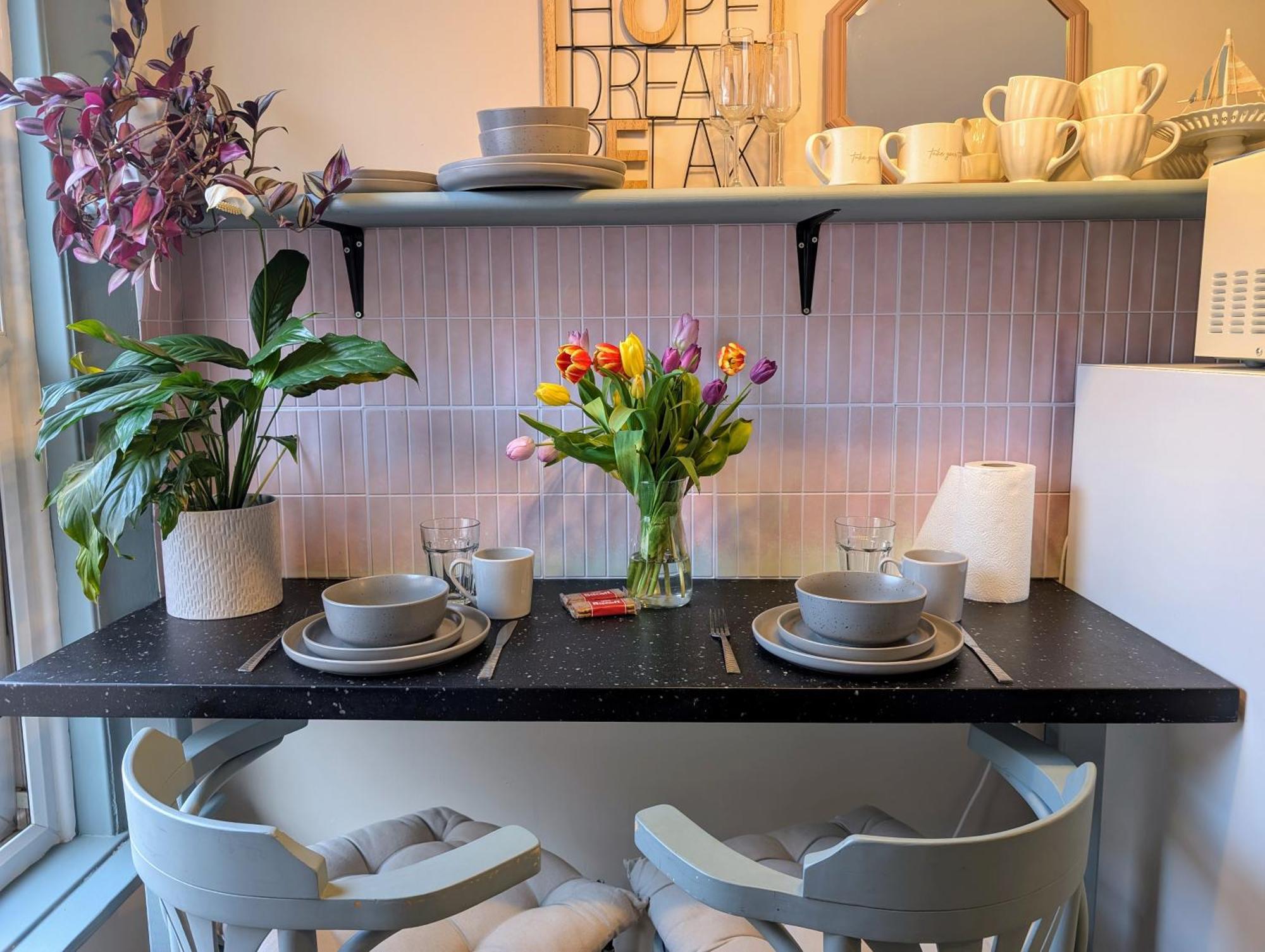 Peacehaven Retreat - 4 Minutes From The Beach! Pet Friendly! Weymouth Exteriér fotografie